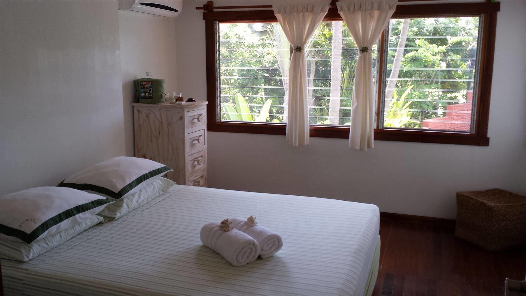Beso Del Viento (Adults Only) Hotel Парита Екстериор снимка
